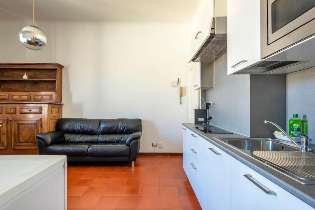 Luvi - Bertani Apartment Milan Bagian luar foto