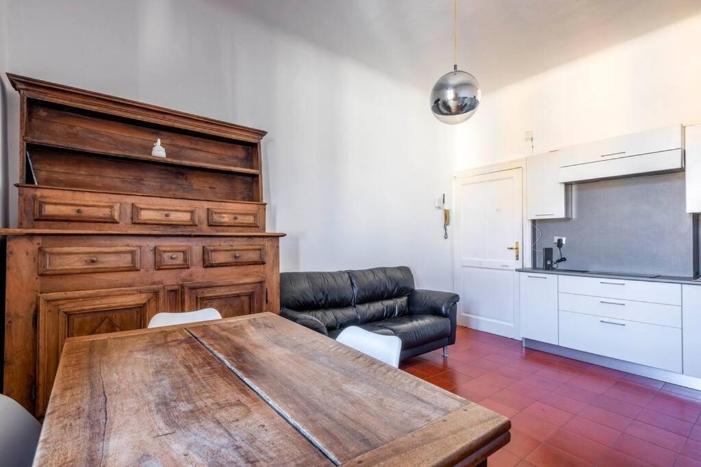 Luvi - Bertani Apartment Milan Bagian luar foto