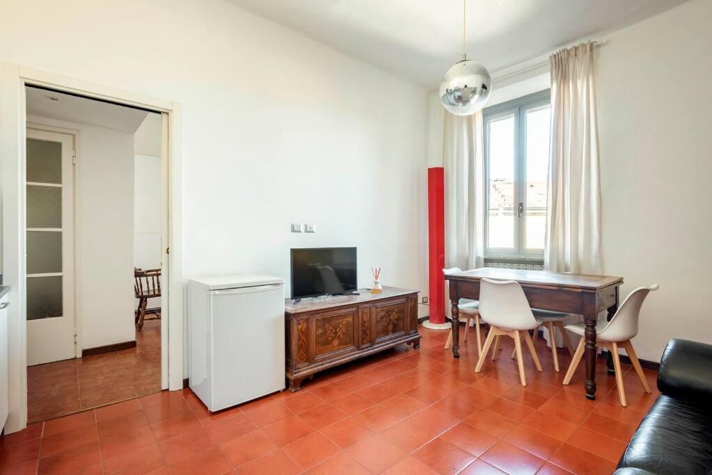 Luvi - Bertani Apartment Milan Bagian luar foto